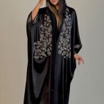 عبا  زاوانا ساتن امریکایی اشکی